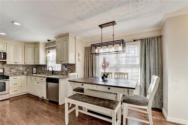 1093 Washington Lee SW Drive, Lilburn, GA 30047