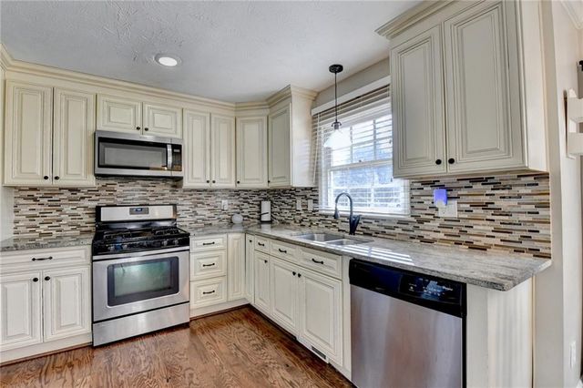 1093 Washington Lee SW Drive, Lilburn, GA 30047