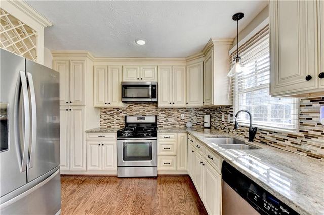 1093 Washington Lee SW Drive, Lilburn, GA 30047