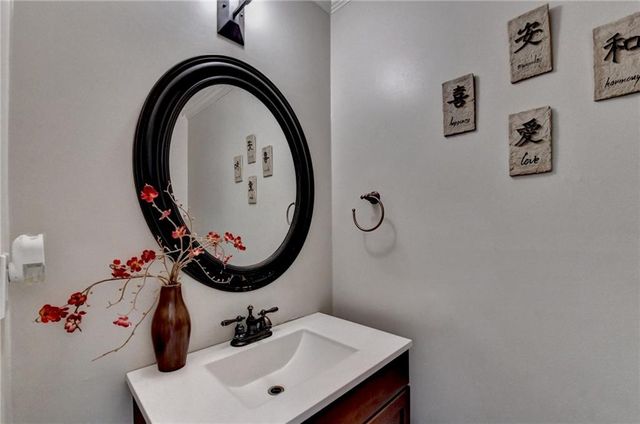 1093 Washington Lee SW Drive, Lilburn, GA 30047