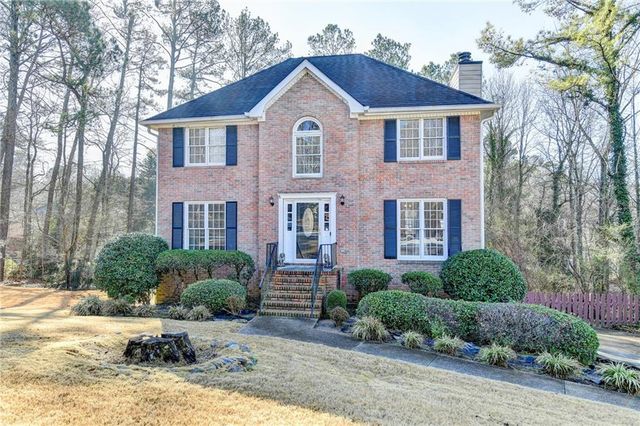 1093 Washington Lee SW Drive, Lilburn, GA 30047