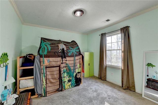 1093 Washington Lee SW Drive, Lilburn, GA 30047