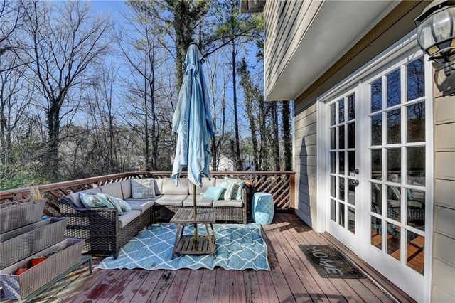 1093 Washington Lee SW Drive, Lilburn, GA 30047