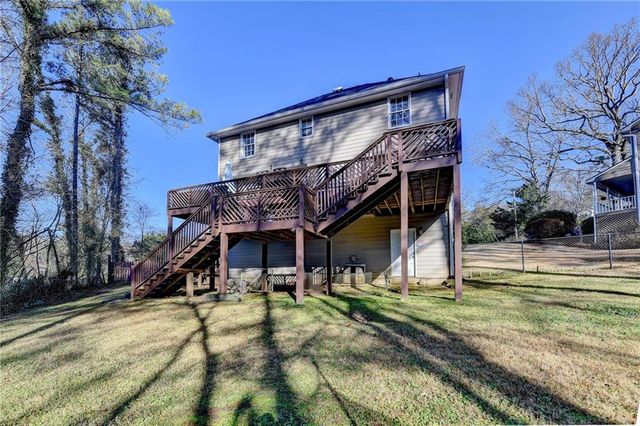 1093 Washington Lee SW Drive, Lilburn, GA 30047