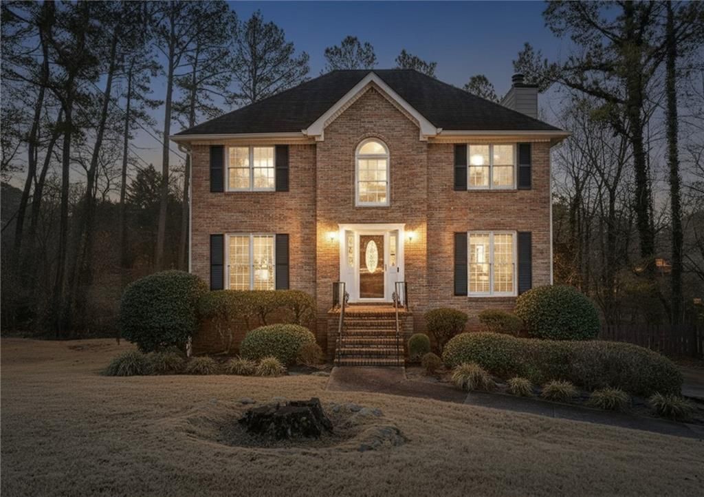 1093 Washington Lee SW Drive, Lilburn, GA 30047