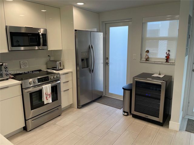 750 N Ocean Blvd 702, Pompano Beach, FL 33062