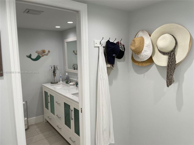 750 N Ocean Blvd 702, Pompano Beach, FL 33062