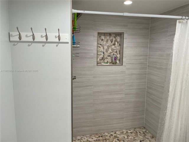 750 N Ocean Blvd 702, Pompano Beach, FL 33062