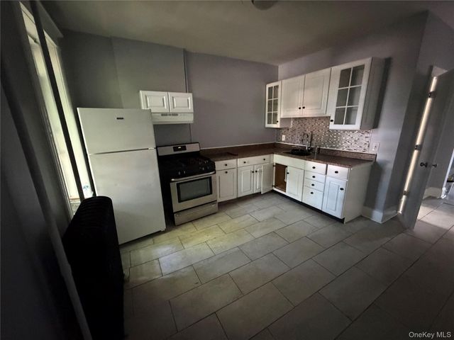 46 Benkard Avenue 2, Newburgh, NY 12550