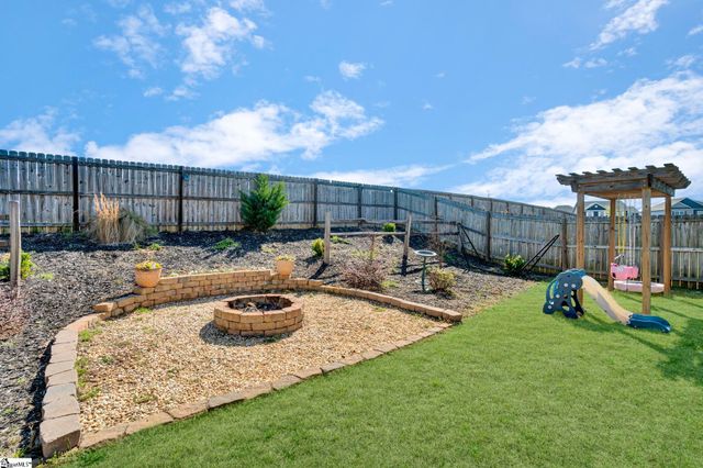 229 Icebow Road, Fountain Inn, SC 29644