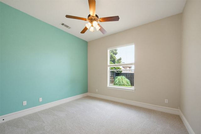 7713 Silverleaf Drive, North Richland Hills, TX 76182