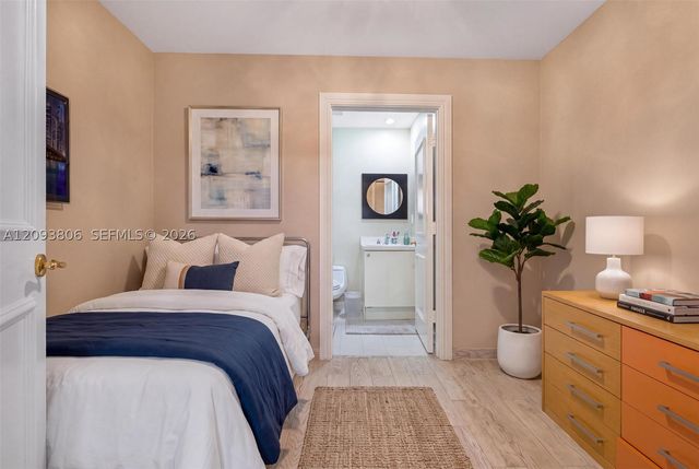 10225 Collins Ave 1604, Bal Harbour, FL 33154