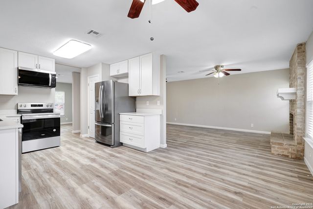 7103 Spring Point, San Antonio, TX 78249