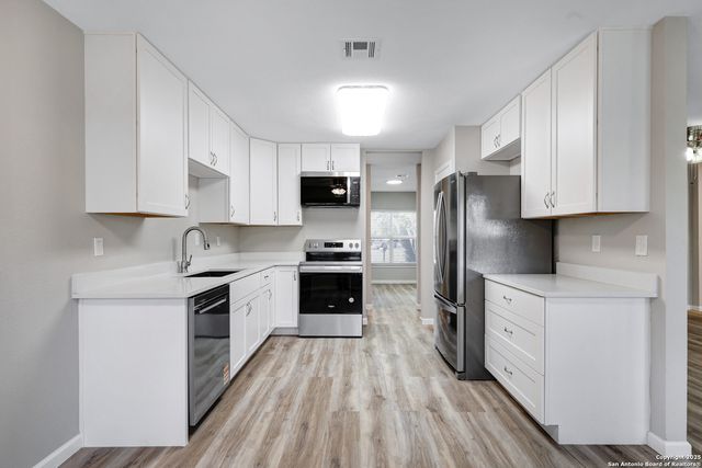 7103 Spring Point, San Antonio, TX 78249