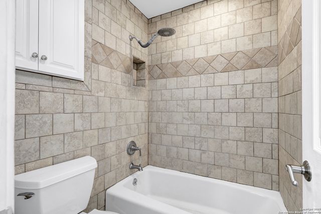 7103 Spring Point, San Antonio, TX 78249