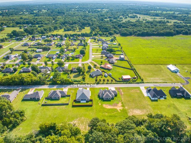134 Rancho Sol, Durant, OK 74701