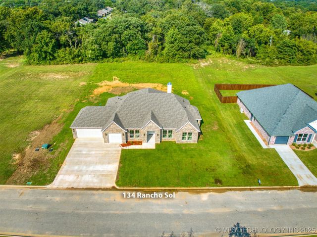 134 Rancho Sol, Durant, OK 74701