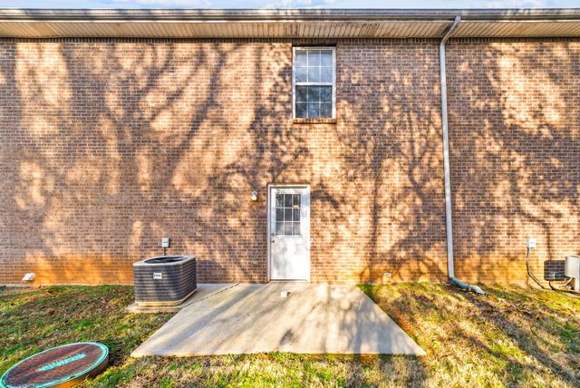 535 Lafayette Rd, Clarksville, TN 37042