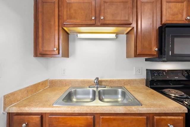 535 Lafayette Rd, Clarksville, TN 37042