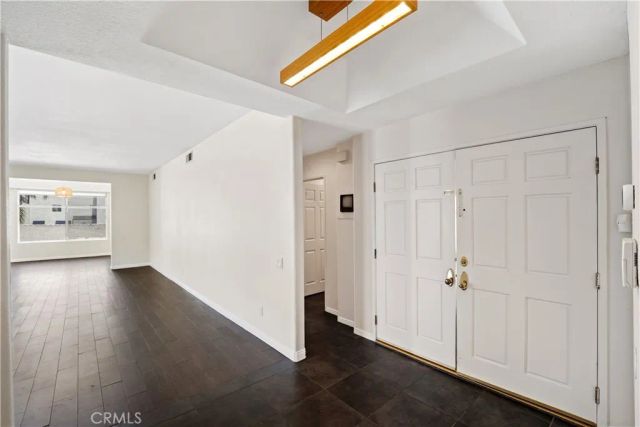 4313 Van Nuys Boulevard 203, Sherman Oaks, CA 91403