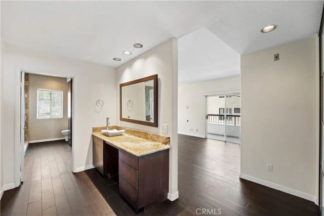 4313 Van Nuys Boulevard 203, Sherman Oaks, CA 91403