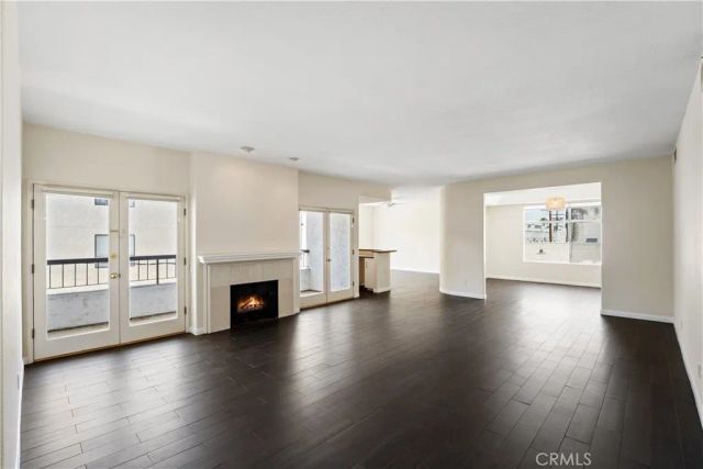 4313 Van Nuys Boulevard 203, Sherman Oaks, CA 91403