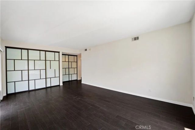 4313 Van Nuys Boulevard 203, Sherman Oaks, CA 91403