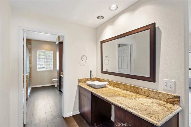 4313 Van Nuys Boulevard 203, Sherman Oaks, CA 91403