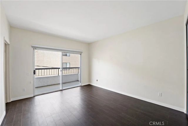 4313 Van Nuys Boulevard 203, Sherman Oaks, CA 91403