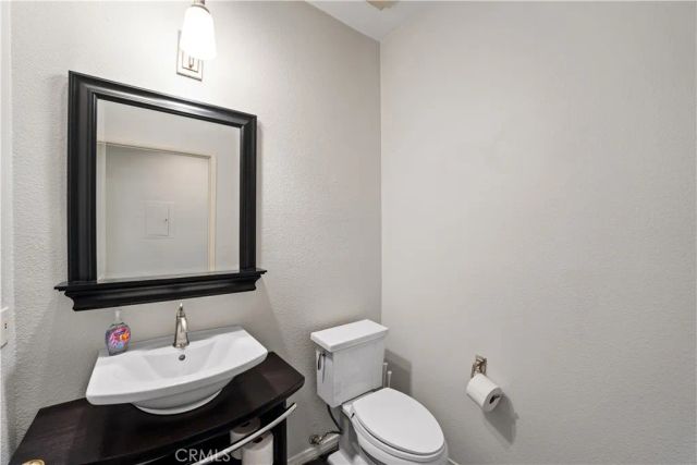 4313 Van Nuys Boulevard 203, Sherman Oaks, CA 91403