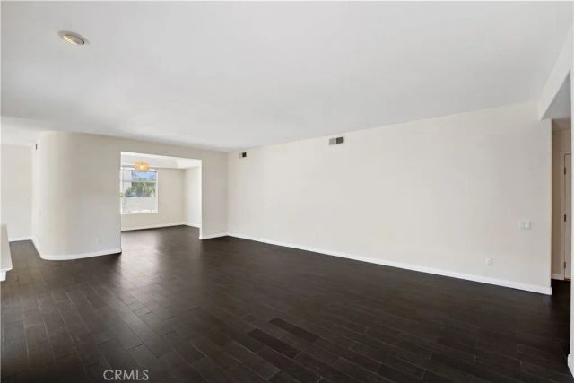 4313 Van Nuys Boulevard 203, Sherman Oaks, CA 91403