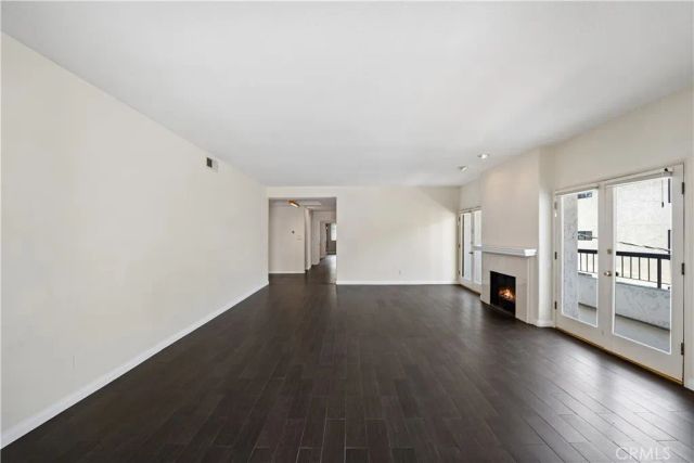4313 Van Nuys Boulevard 203, Sherman Oaks, CA 91403