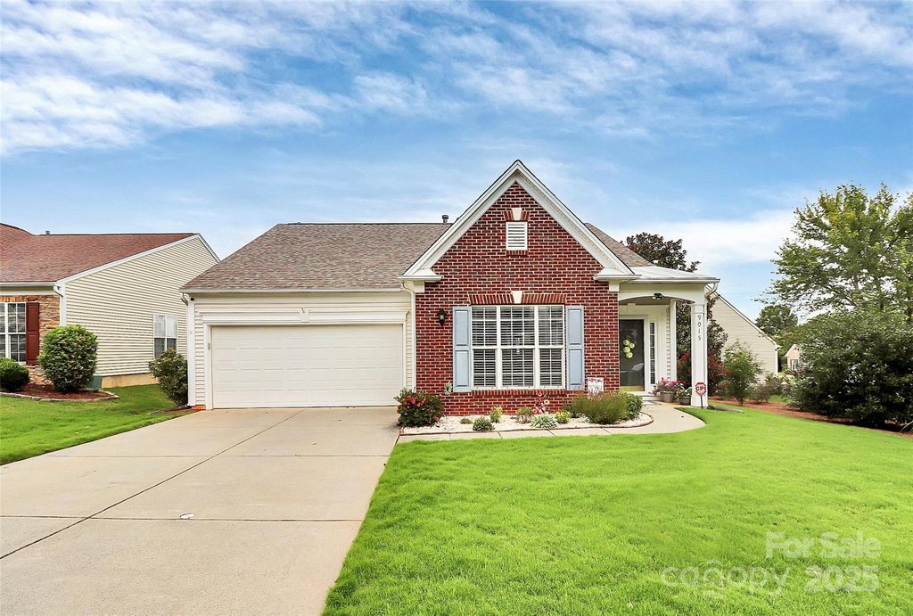 9015 Elrose Place, Charlotte, NC 28277