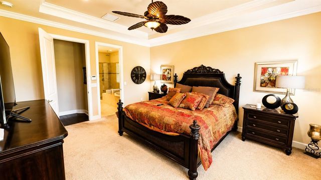 2519 VACCARO DRIVE, Sarasota, FL 34231