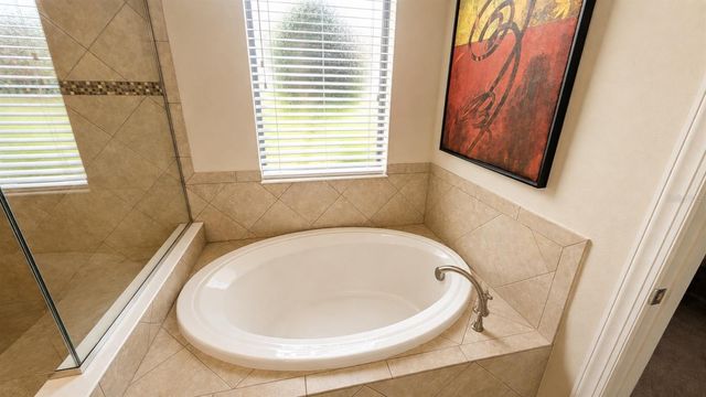 2519 VACCARO DRIVE, Sarasota, FL 34231
