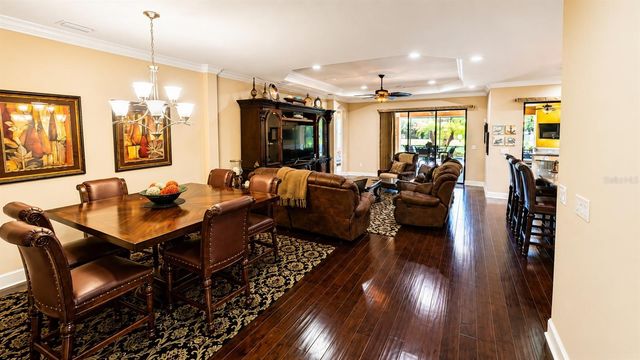 2519 VACCARO DRIVE, Sarasota, FL 34231