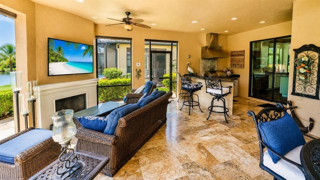 2519 VACCARO DRIVE, Sarasota, FL 34231