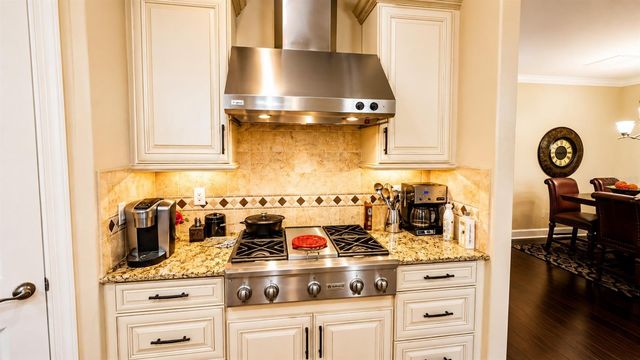 2519 VACCARO DRIVE, Sarasota, FL 34231