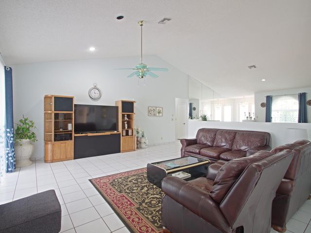 6300 NW 60th Way, Parkland, FL 33067
