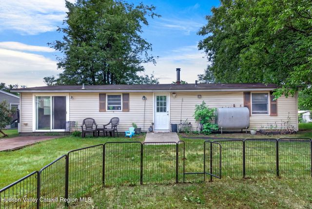 1 Center Road, Mt. Marion, NY 12456
