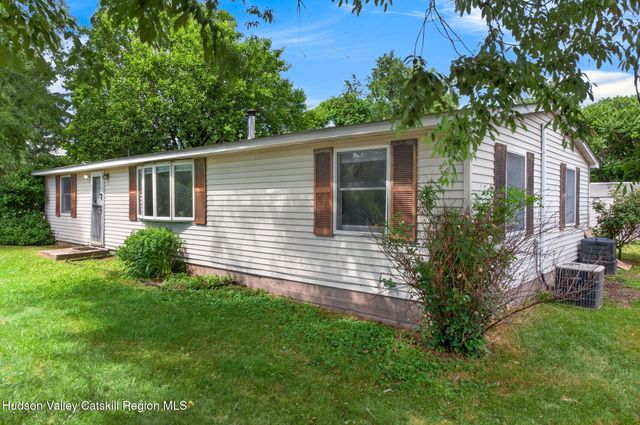 1 Center Road, Mt. Marion, NY 12456
