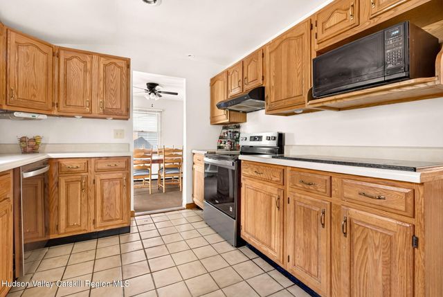 1 Center Road, Mt. Marion, NY 12456