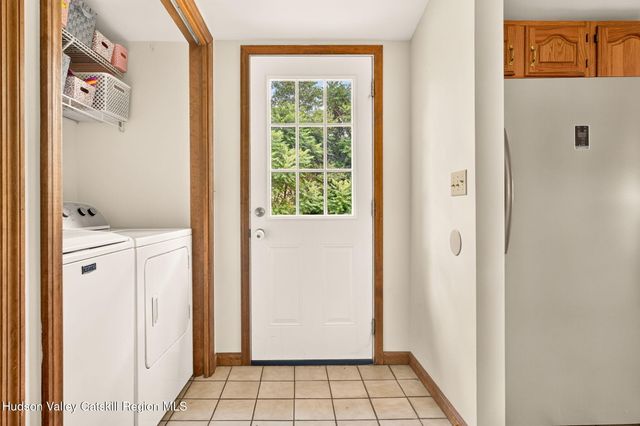 1 Center Road, Mt. Marion, NY 12456