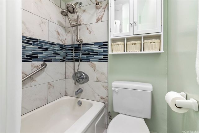 2421 Tusitala Street 1902, Honolulu, HI 96815