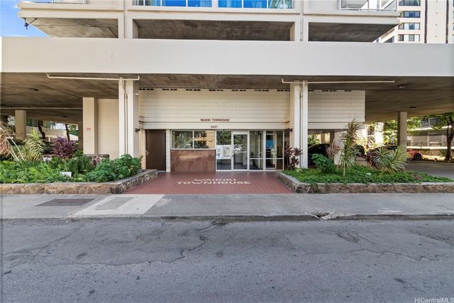 2421 Tusitala Street 1902, Honolulu, HI 96815