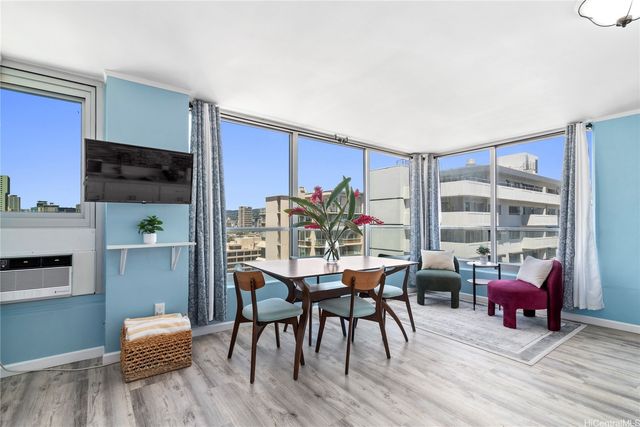 2421 Tusitala Street 1902, Honolulu, HI 96815