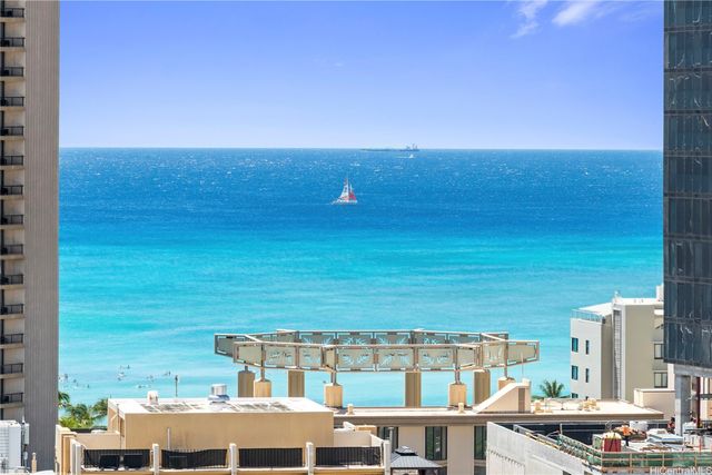 2421 Tusitala Street 1902, Honolulu, HI 96815