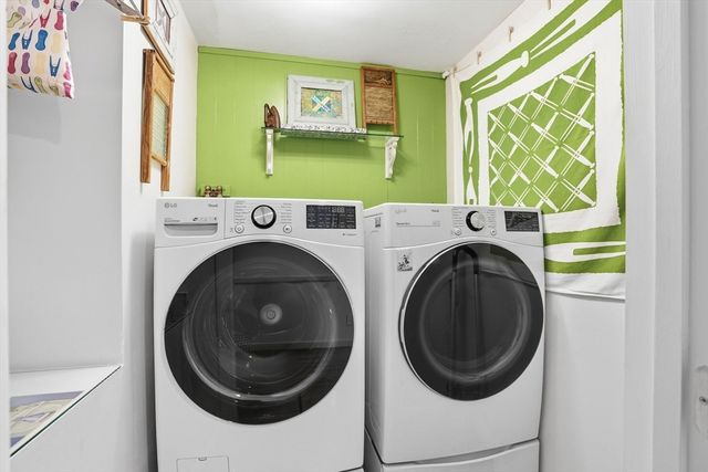 33 Algonquin Rd, Canton, MA 02021