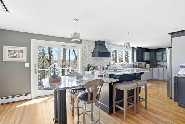 33 Algonquin Rd, Canton, MA 02021