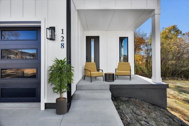 128 Lyman Avenue, Duncan, SC 29334